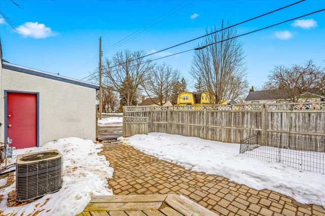 1799 Lindy Avenue, Roseville, MN 55113