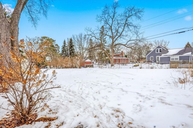 1799 Lindy Avenue, Roseville, MN 55113