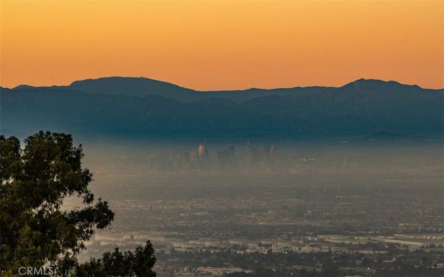 38 Saddleback, Rolling Hills, CA 90274