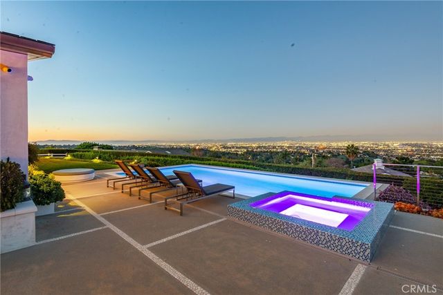 38 Saddleback, Rolling Hills, CA 90274