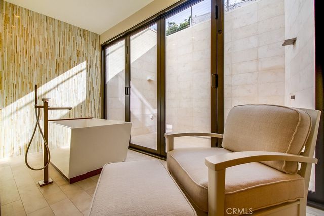 38 Saddleback, Rolling Hills, CA 90274