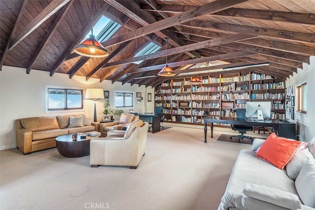 38 Saddleback, Rolling Hills, CA 90274