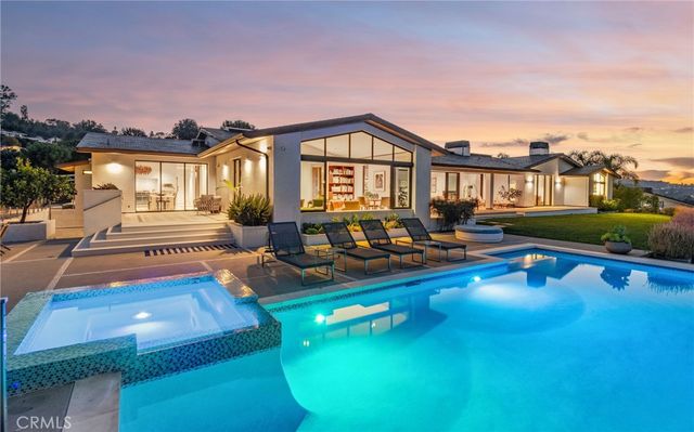 38 Saddleback, Rolling Hills, CA 90274