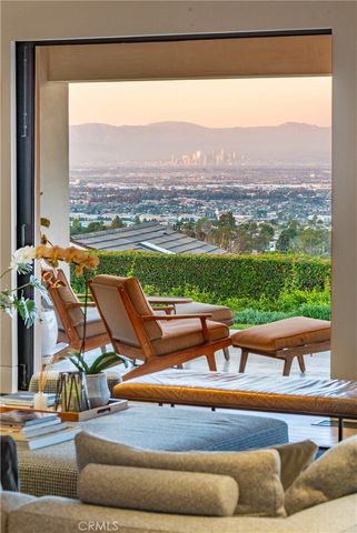 38 Saddleback, Rolling Hills, CA 90274