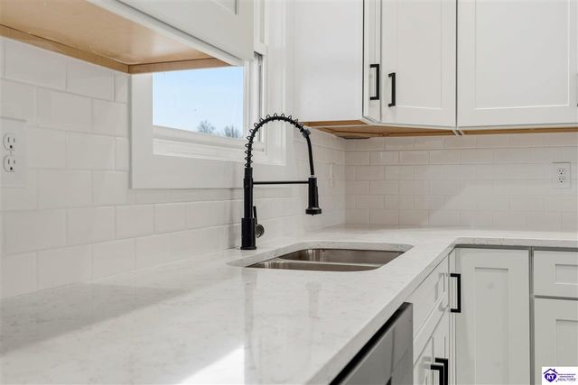 40 Betty Boyd Lane, Brandenburg, KY 40108