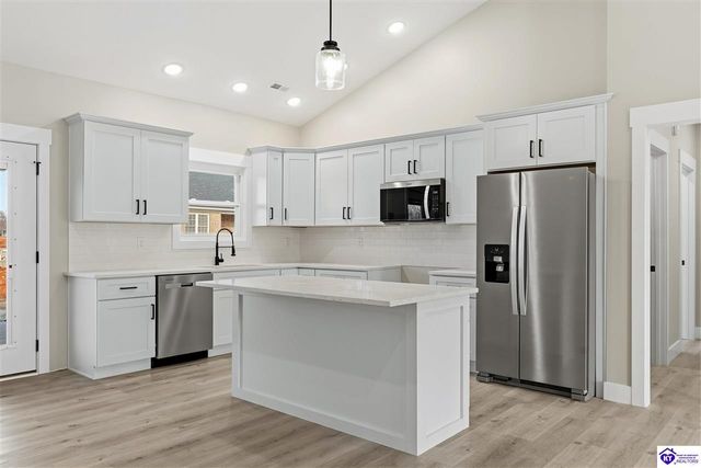 40 Betty Boyd Lane, Brandenburg, KY 40108