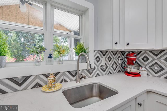 209 VIRGINIA AVE, Audubon, NJ 08106