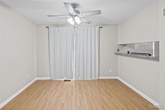 1812 Suns Up Court, Florissant, MO 63031