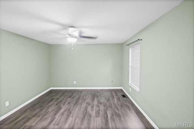 1812 Suns Up Court, Florissant, MO 63031