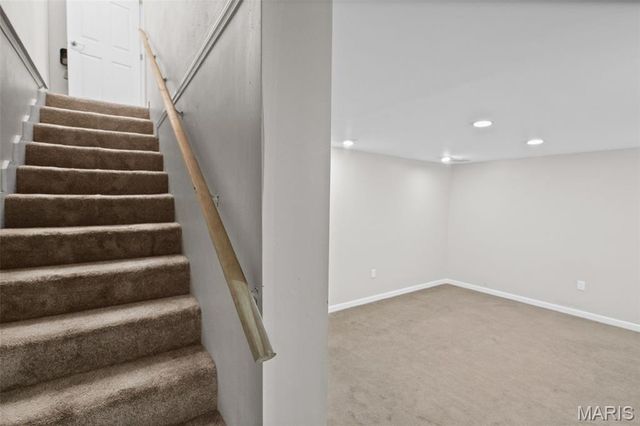 1812 Suns Up Court, Florissant, MO 63031
