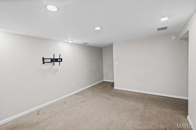 1812 Suns Up Court, Florissant, MO 63031