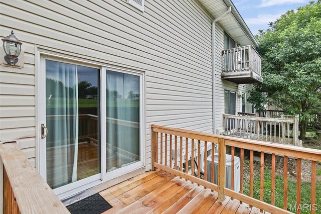 1812 Suns Up Court, Florissant, MO 63031