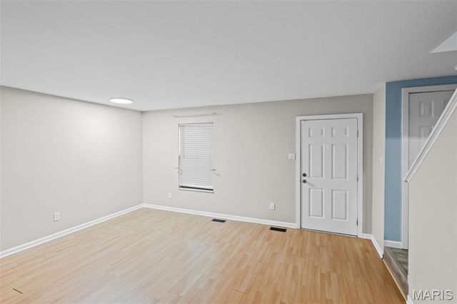1812 Suns Up Court, Florissant, MO 63031