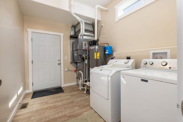 2877 B Road, Grand Junction, CO 81503