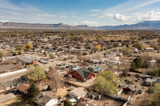 2877 B Road, Grand Junction, CO 81503