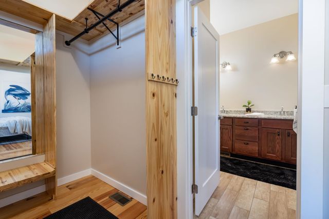 2877 B Road, Grand Junction, CO 81503