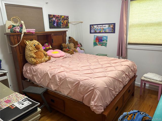 24 Faye Avenue, New Windsor, NY 12553