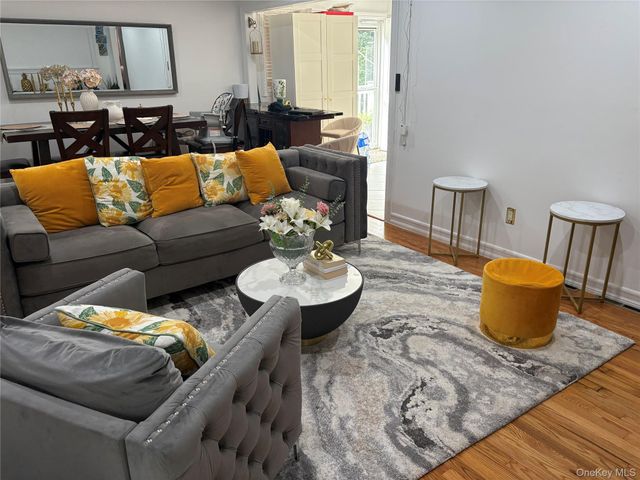 24 Faye Avenue, New Windsor, NY 12553