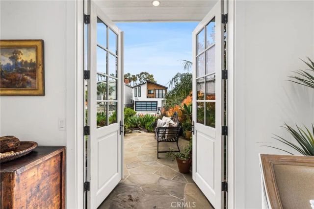 320 Heliotrope Avenue, Corona Del Mar, CA 92625