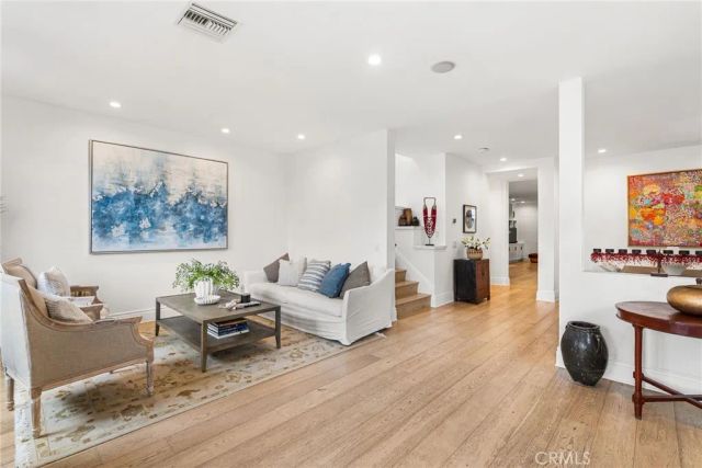 320 Heliotrope Avenue, Corona Del Mar, CA 92625