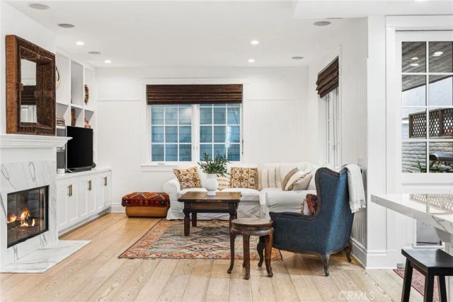 320 Heliotrope Avenue, Corona Del Mar, CA 92625