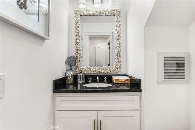 320 Heliotrope Avenue, Corona Del Mar, CA 92625