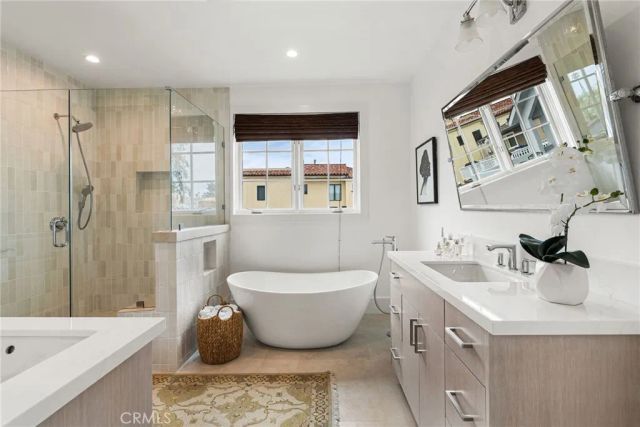 320 Heliotrope Avenue, Corona Del Mar, CA 92625