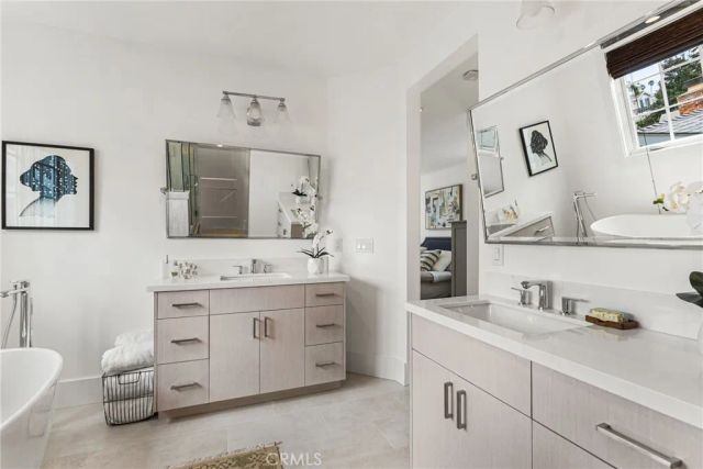 320 Heliotrope Avenue, Corona Del Mar, CA 92625