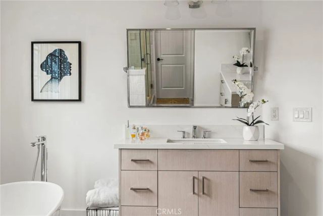 320 Heliotrope Avenue, Corona Del Mar, CA 92625