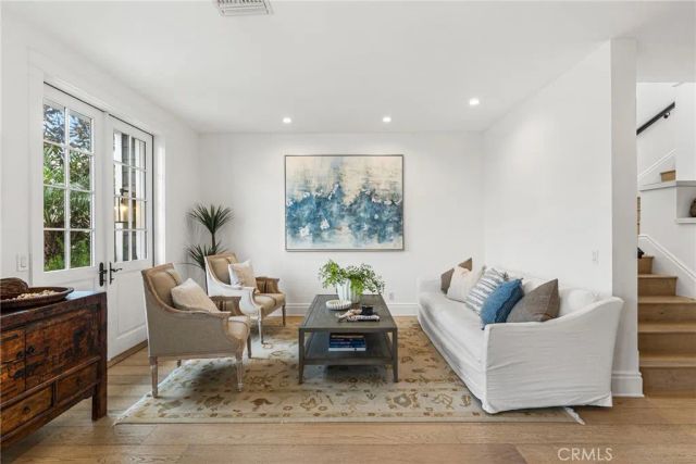 320 Heliotrope Avenue, Corona Del Mar, CA 92625