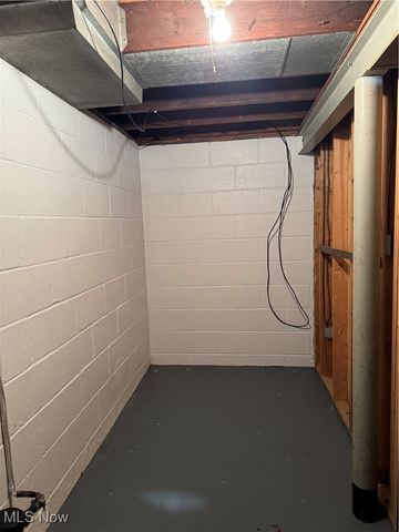 9929 E River Road, Elyria, OH 44035