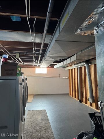 9929 E River Road, Elyria, OH 44035