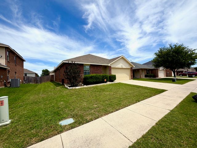 12642 Forest Lawn Road, Rhome, TX 76078