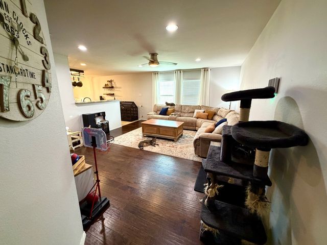 12642 Forest Lawn Road, Rhome, TX 76078