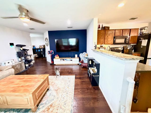 12642 Forest Lawn Road, Rhome, TX 76078