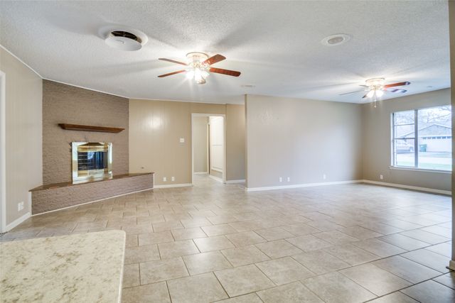 502 Cedar Street, Mineral Wells, TX 76067