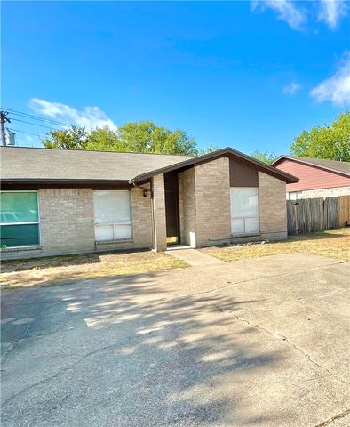 1424 Hawk Tree Drive, College Station, TX 77845