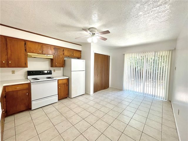 1424 Hawk Tree Drive, College Station, TX 77845