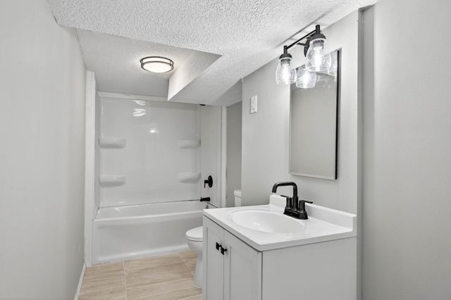 1235 Minnehaha Avenue E, Saint Paul, MN 55106