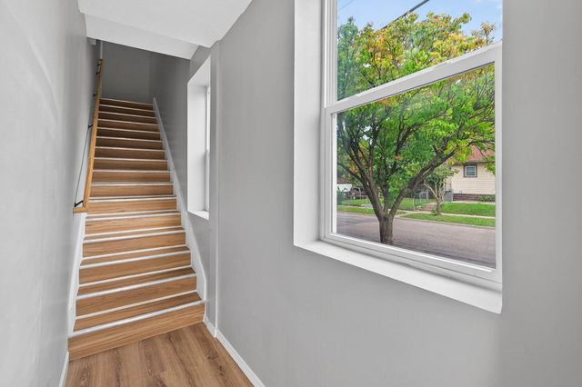 1235 Minnehaha Avenue E, Saint Paul, MN 55106