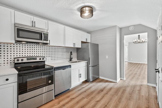 1235 Minnehaha Avenue E, Saint Paul, MN 55106