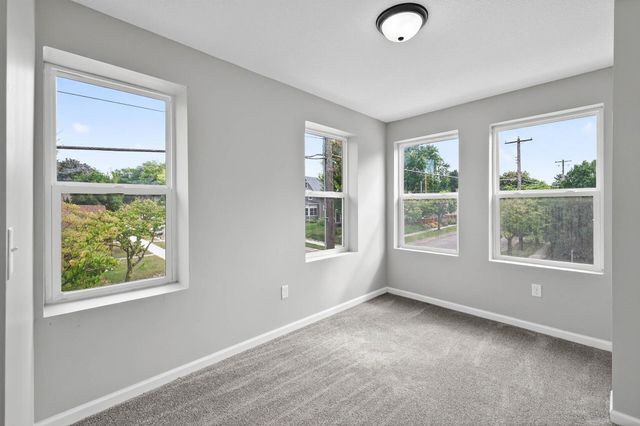 1235 Minnehaha Avenue E, Saint Paul, MN 55106