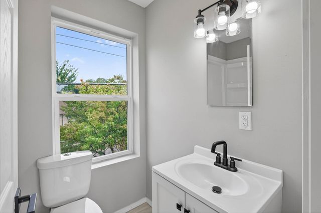 1235 Minnehaha Avenue E, Saint Paul, MN 55106