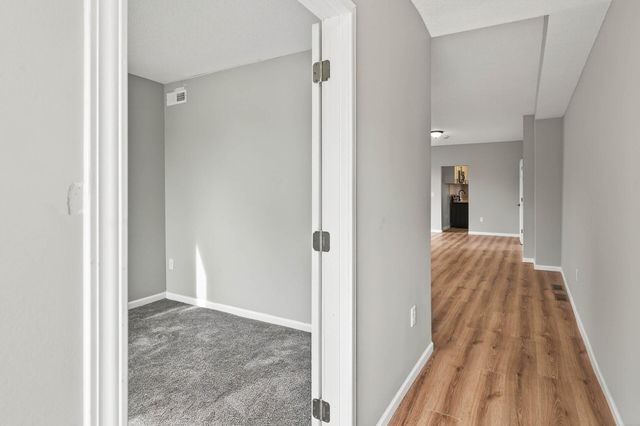 1235 Minnehaha Avenue E, Saint Paul, MN 55106