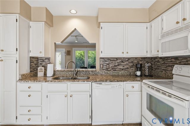 8112 Greystone East Cir, Henrico, VA 23229