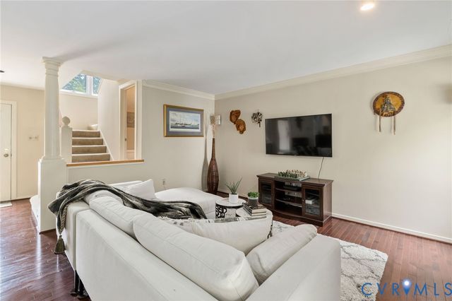 8112 Greystone East Cir, Henrico, VA 23229