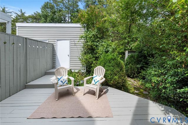 8112 Greystone East Cir, Henrico, VA 23229