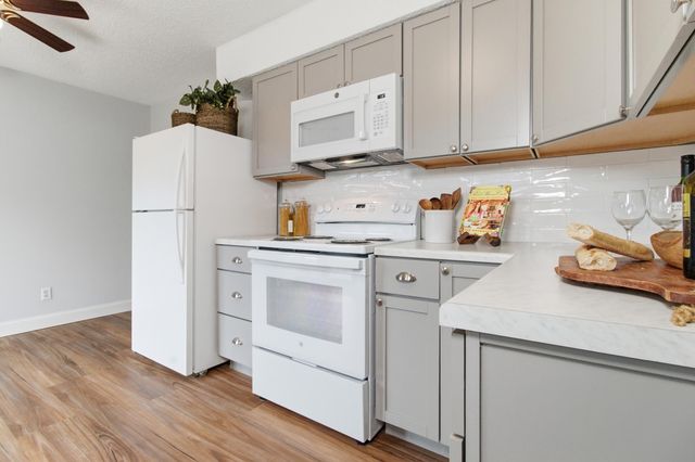 2004 Lynn Drive, West Plains, MO 65775