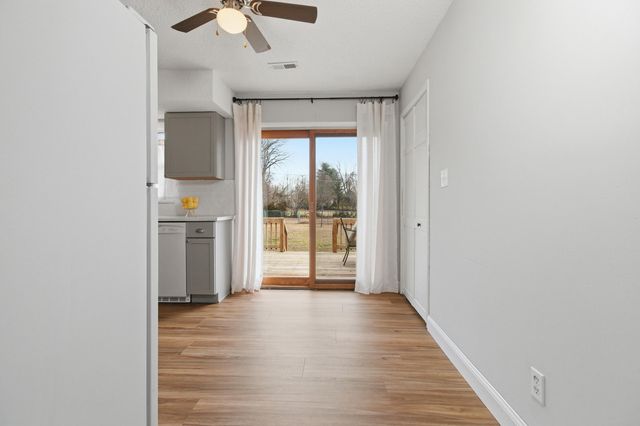 2004 Lynn Drive, West Plains, MO 65775