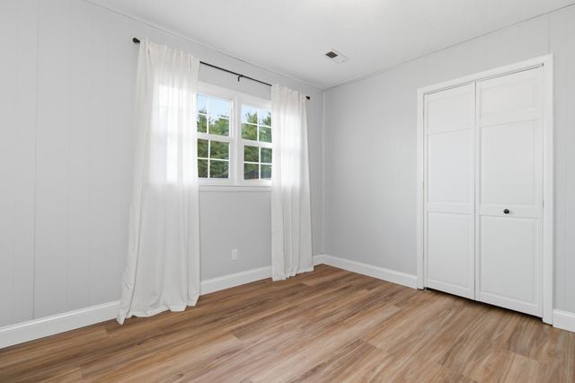 2004 Lynn Drive, West Plains, MO 65775